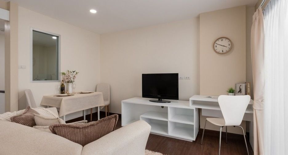 For sale studio condo in Phra Khanong, Bangkok