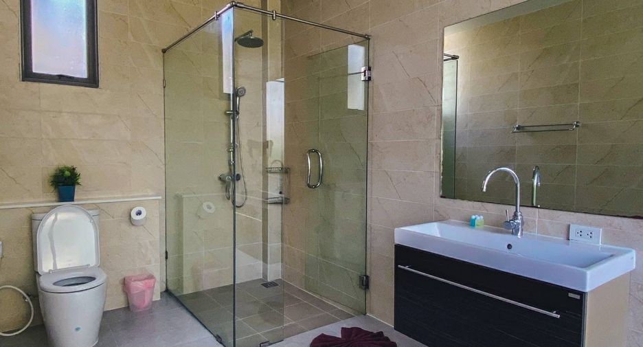 For rent 4 bedrooms villa in Thalang, Phuket