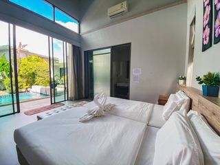 Villa en alquiler de 4 habitaciones en Thalang, Phuket