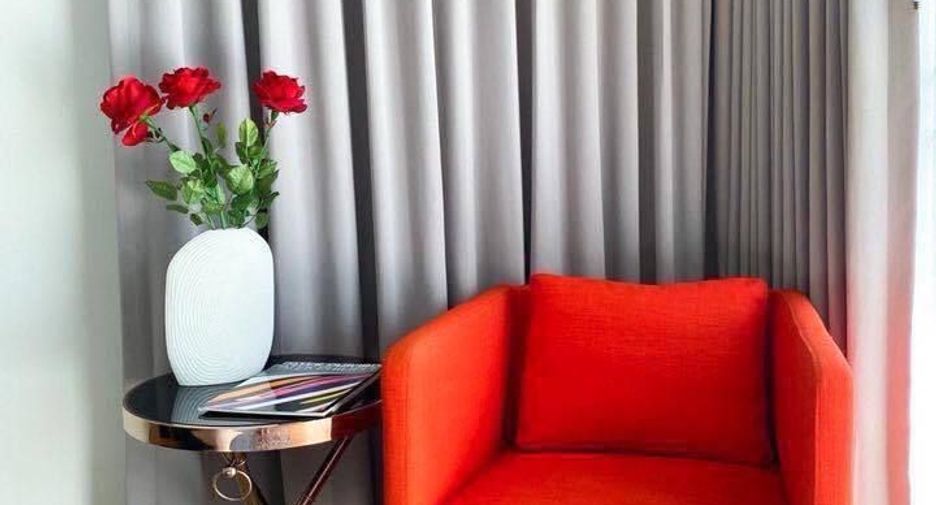 For rent 10 bedrooms villa in Bang Kapi, Bangkok