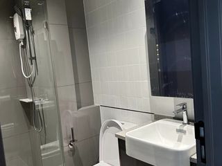 Wohnung zur Miete mit 1 Zimmer in Bang Rak, Bangkok