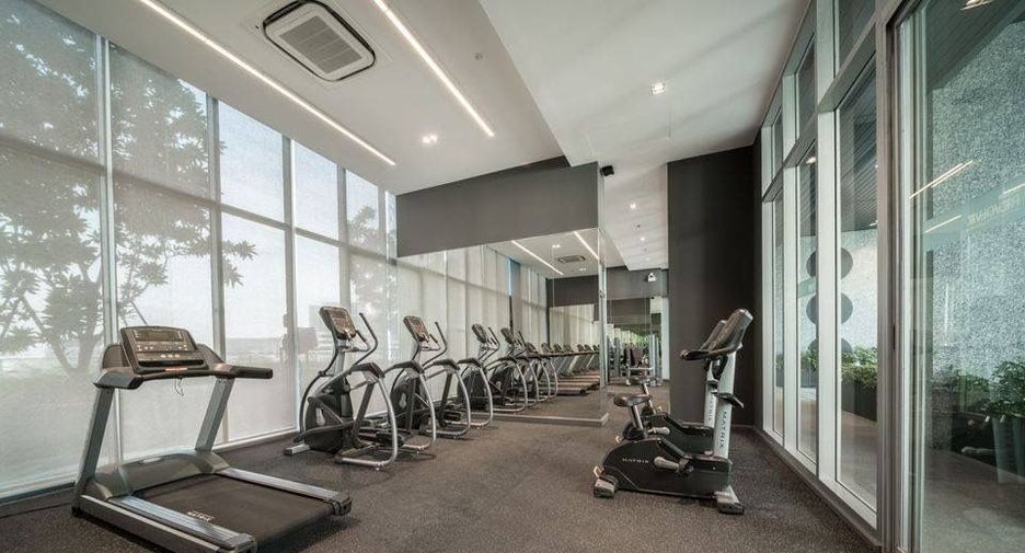 Wohnung zur Miete mit Studio in Huai Khwang, Bangkok