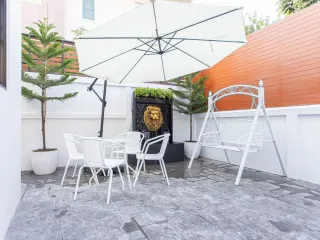 Haus zum Kauf und zur Miete mit 5 Zimmer in Wang Thonglang, Bangkok
