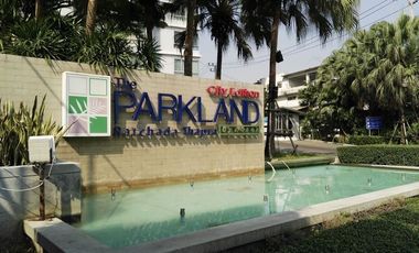 For sale 2 bedrooms condo in Thon Buri, Bangkok
