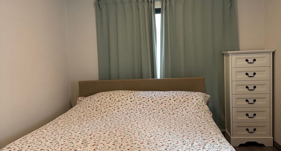 For sale 4 bedrooms house in Lat Krabang, Bangkok