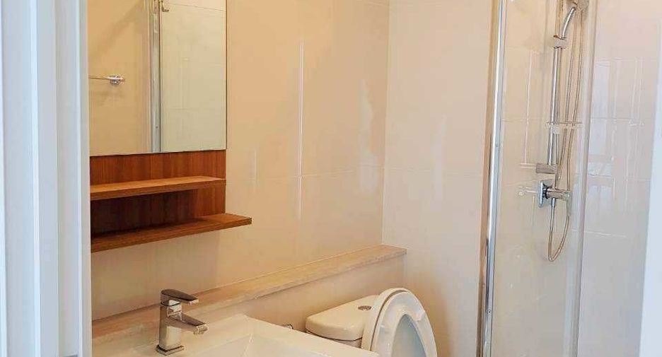 Condo en venta de 1 habitaciones en Yan Nawa, Bangkok