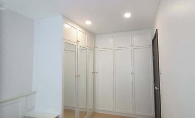 For rent 2 ベッドルーム condo in Huai Khwang, Bangkok