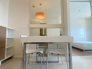 For rent 1 bed condo in Khlong San, Bangkok