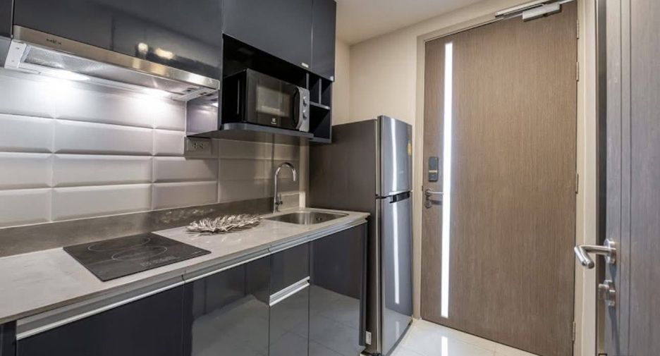 For rent 1 bed condo in Pathum Wan, Bangkok