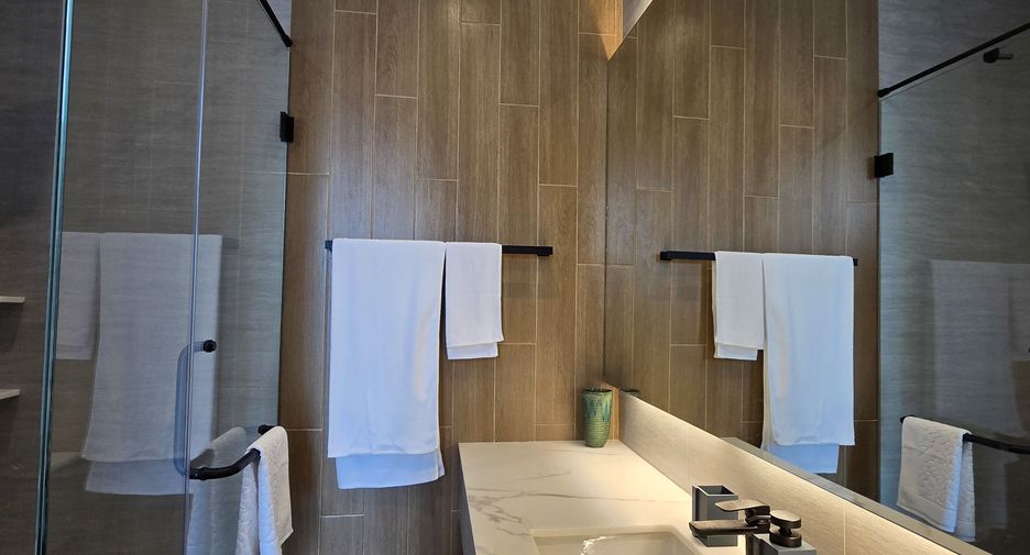 For rent 4 bedrooms villa in Thalang, Phuket