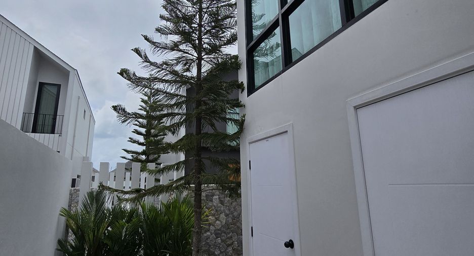 For rent 4 bedrooms villa in Thalang, Phuket