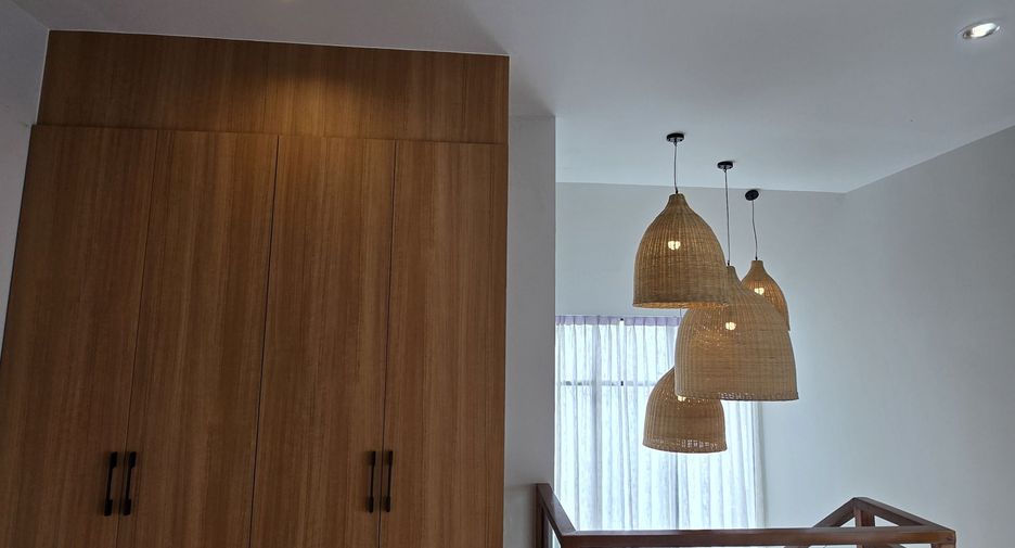 For rent 4 bedrooms villa in Thalang, Phuket