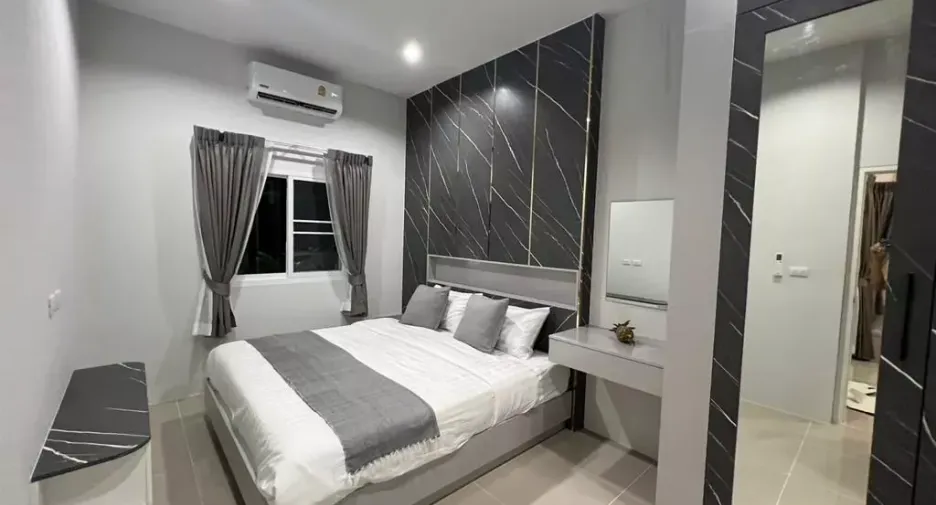 Casa adosada en alquiler de 2 habitaciones en Mueang Phuket, Phuket