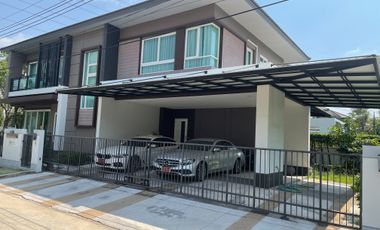 For sale 4 bedrooms house in Bang Phli, Samut Prakan