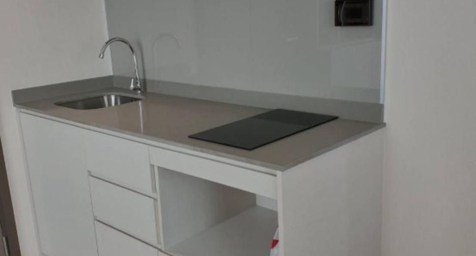 À vendre 1 chambre condo à Thon Buri, Bangkok