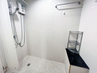 Аренда 2 спальни кондо в Хуаи Кхщанг, Бангкок
