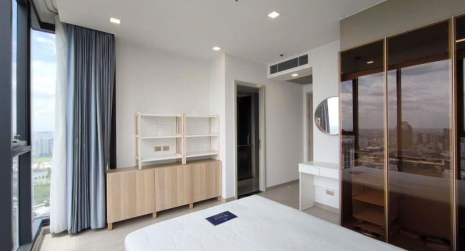 For rent 2 bedrooms condo in Huai Khwang, Bangkok