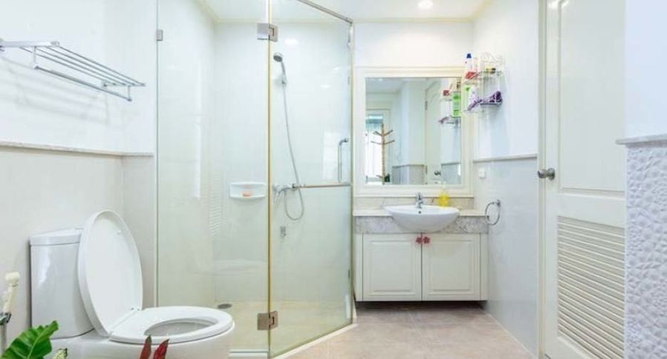 Wohnung zum Kauf mit 3 Zimmer in Khlong Toei, Bangkok