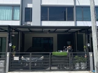 Reihenhaus zum Kauf und zur Miete mit 3 Zimmer in Prawet, Bangkok