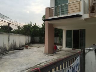 Reihenhaus zum Kauf mit 2 Zimmer in Mueang Phuket, Phuket