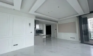 Condo en venta de 3 habitaciones en Bang Kho Laem, Bangkok