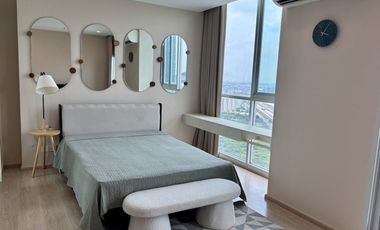 For rent 2 ベッドルーム condo in Huai Khwang, Bangkok