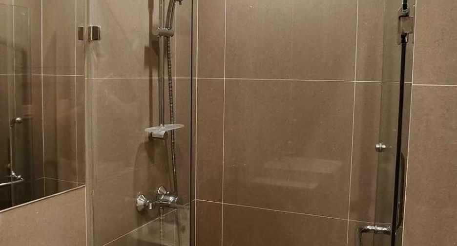 For rent 2 bedrooms condo in Huai Khwang, Bangkok