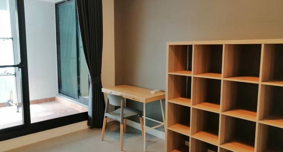 À louer 3 chambres appartement à Watthana, Bangkok