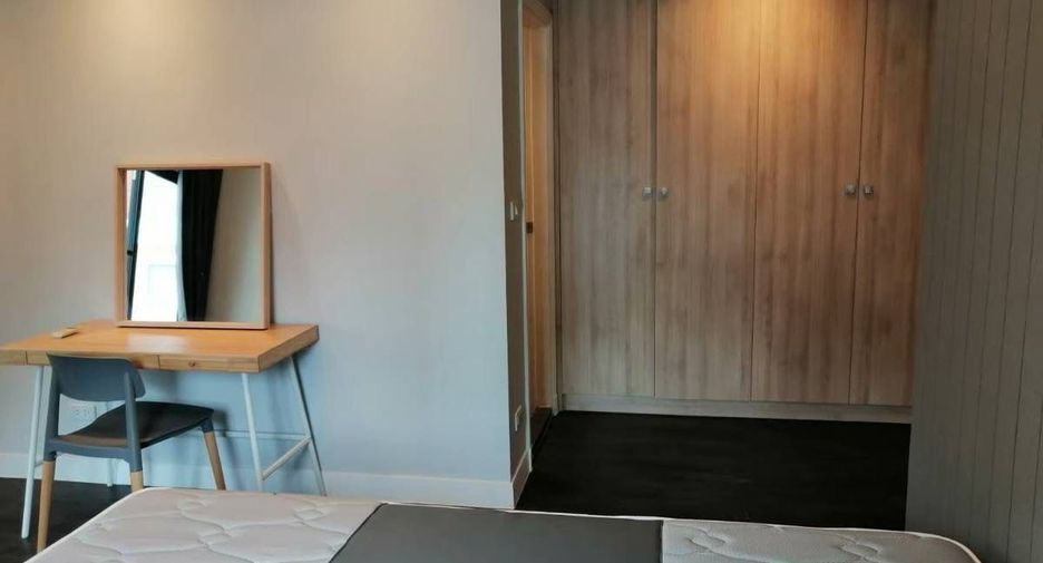 À louer 3 chambres appartement à Watthana, Bangkok