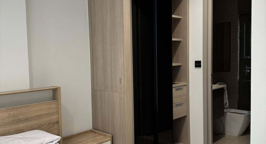 À louer 1 chambre condo à Huai Khwang, Bangkok