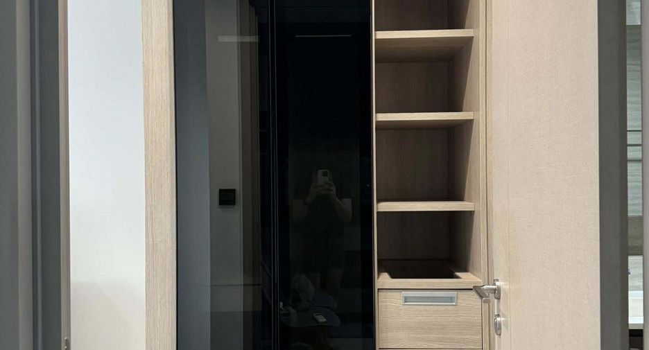 À louer 1 chambre condo à Huai Khwang, Bangkok