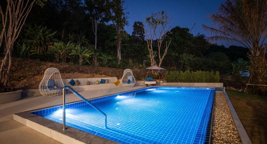 For rent 5 bedrooms villa in Mueang Phuket, Phuket