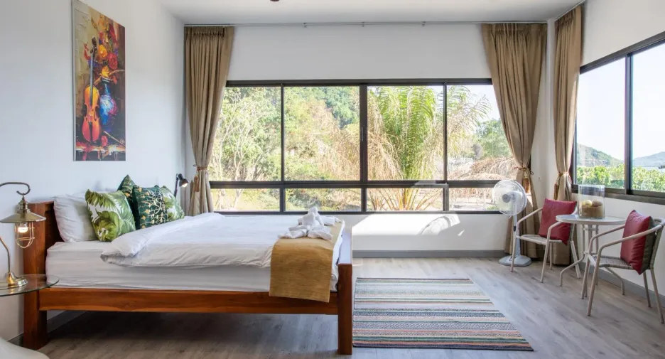 For rent 5 bedrooms villa in Mueang Phuket, Phuket