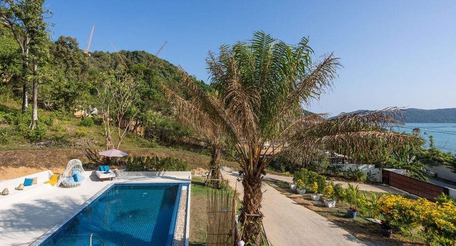 For rent 5 bedrooms villa in Mueang Phuket, Phuket