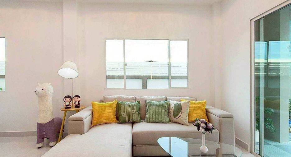 For sale 4 bedrooms house in Khlong Sam Wa, Bangkok