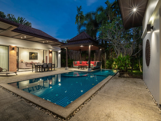 Villa en alquiler de 3 habitaciones en Thalang, Phuket