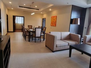 Apartment zur Miete mit 3 Zimmer in Watthana, Bangkok