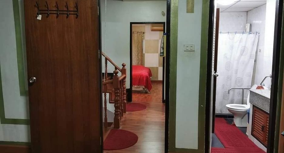 For sale 4 bedrooms townhouse in Bueng Kum, Bangkok