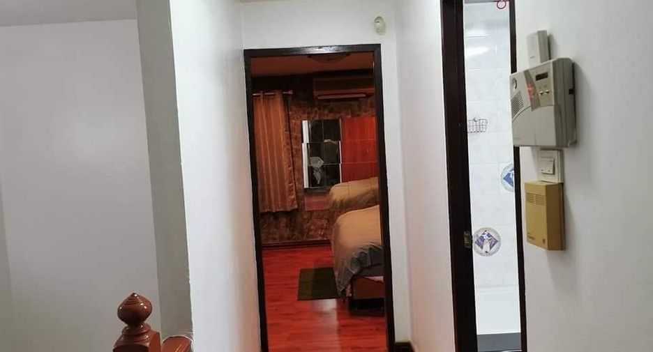 For sale 4 bedrooms townhouse in Bueng Kum, Bangkok