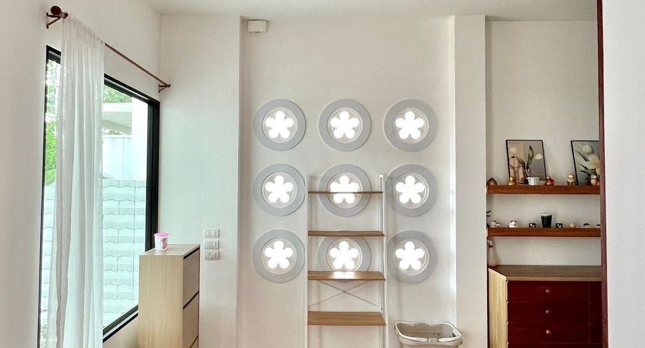 Casa en alquiler de 3 habitaciones en Mueang Phuket, Phuket