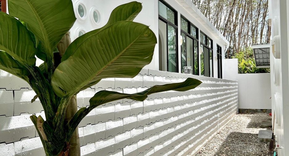 Casa en alquiler de 3 habitaciones en Mueang Phuket, Phuket