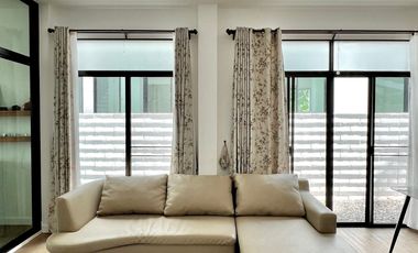 Casa en alquiler de 3 habitaciones en Mueang Phuket, Phuket