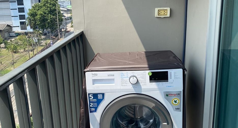 For rent 1 bed condo in Mueang Samut Prakan, Samut Prakan
