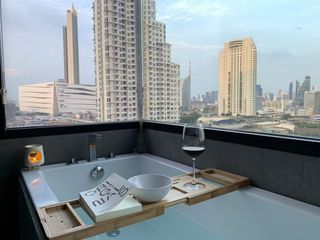 出租 2 卧室 公寓 在 Khlong San, 曼谷
