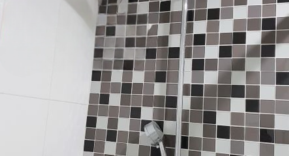 For sale 2 bedrooms condo in Phra Khanong, Bangkok