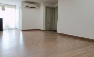 For sale 2 bedrooms condo in Phra Khanong, Bangkok