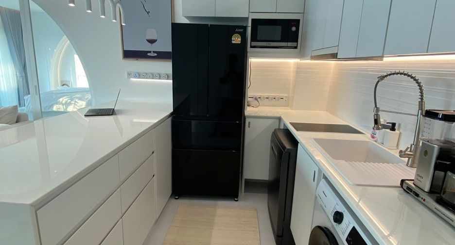 For rent 1 bed condo in Watthana, Bangkok