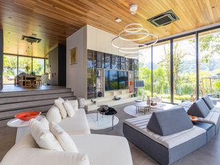Villa zum Kauf mit 4 Zimmer in Kathu, Phuket