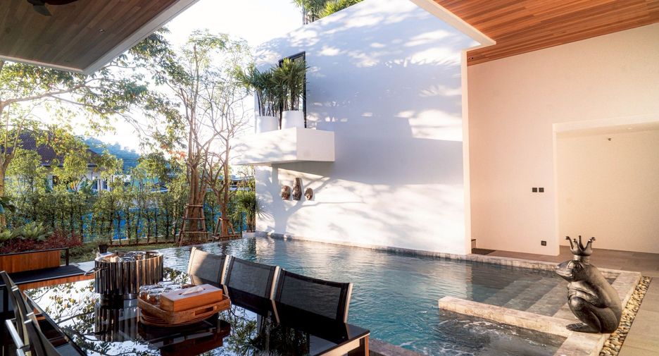 For sale 4 bedrooms villa in Kathu, Phuket