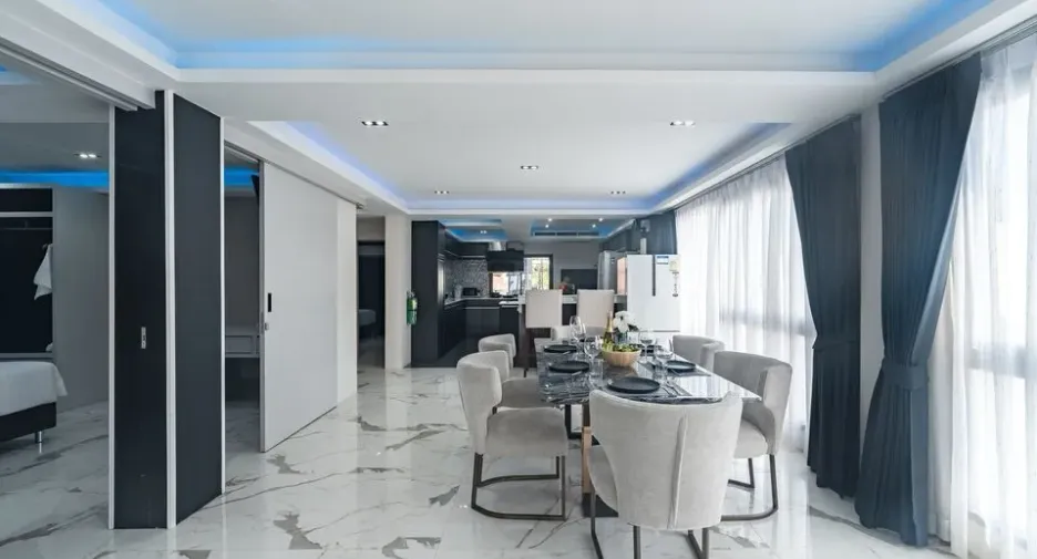 For rent 3 bedrooms apartment in Mueang Phuket, Phuket